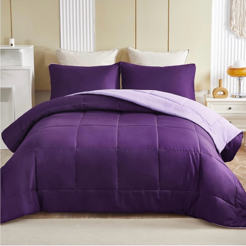 Purple and Lavender Comforter Set